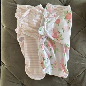 Set of 2 Swaddle Me sleep sacks - Size SM/MED